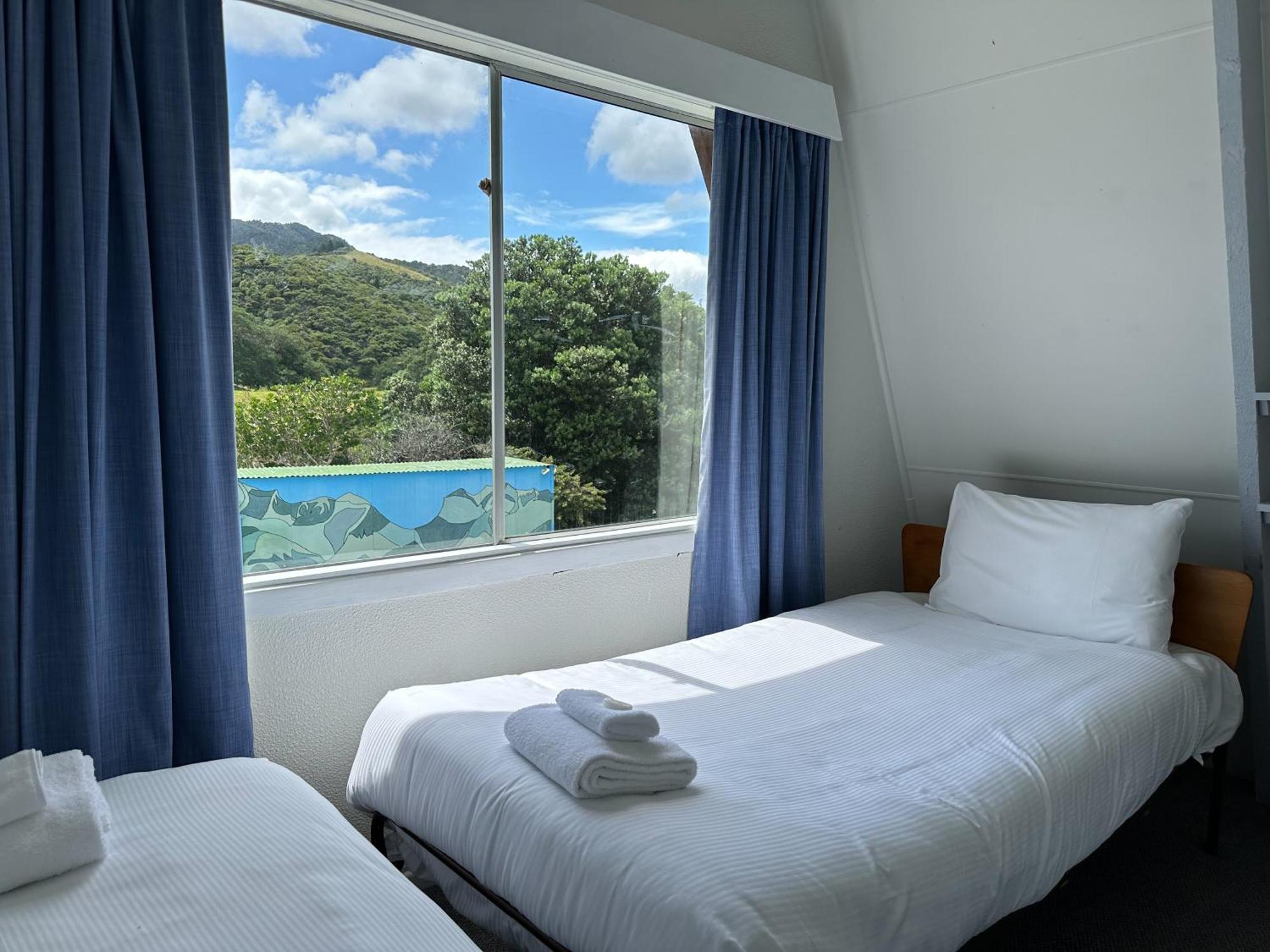 Pohutukawa Coastal Chalets Coromandel Habitación foto